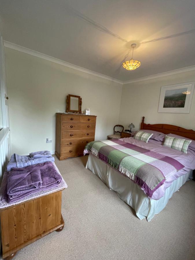 No 96 Chapel Lane - Self Contained Cottage In The Heart Of Butleigh Exterior photo