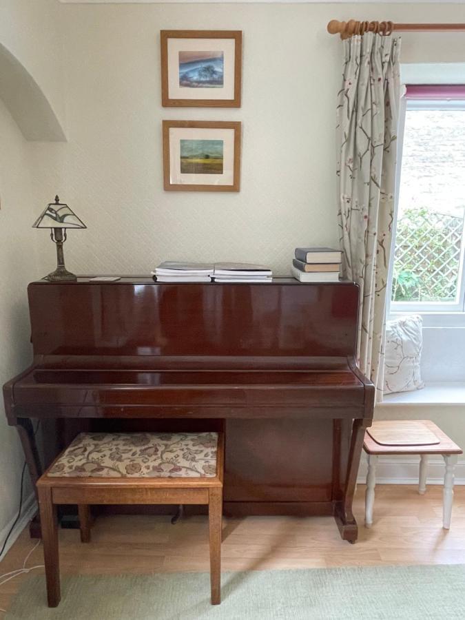 No 96 Chapel Lane - Self Contained Cottage In The Heart Of Butleigh Exterior photo